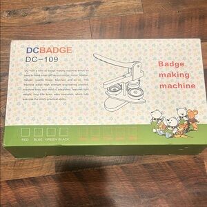 DCBADGE DC-109 Badge Making Machine